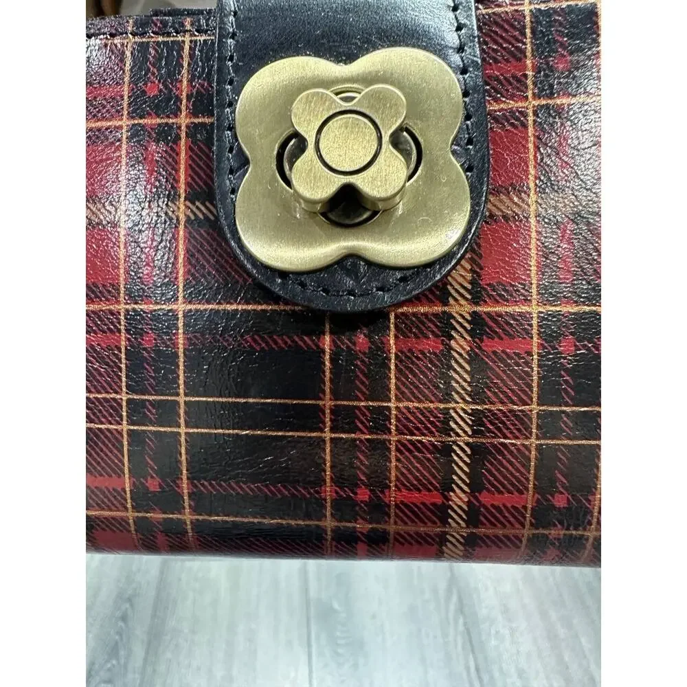 Patricia Nash Tartan Plaid Wallet Multicolor A390997